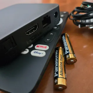 Strong Leap-S3 Android TV