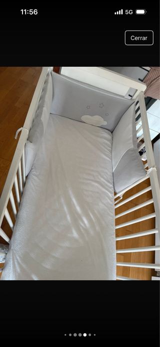 Cuna blanca con colchón y chichonera