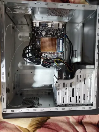 Ordenador ASUS Negro