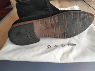 Botines de caballero negros