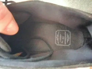 Botines de caballero negros