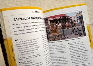 A pie por PARÍS National Geographic