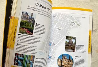 A pie por PARÍS National Geographic