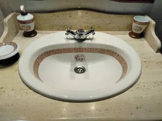 Mueble de baño clásico madera y mármol 80cm