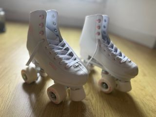 Patines 4 ruedas Decathlon marca Oxelo Talla 35