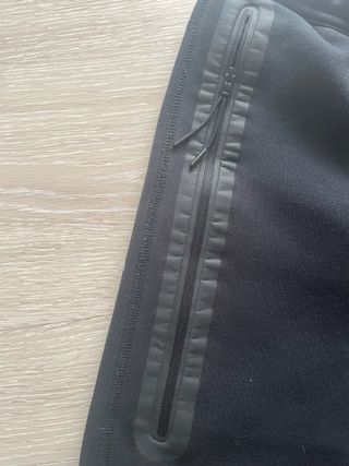 Pantalón Nike Tech XS