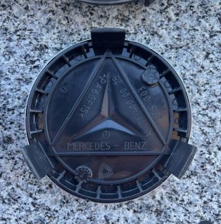 4 Tapabujes Mercedes Benz 75mm negro todo