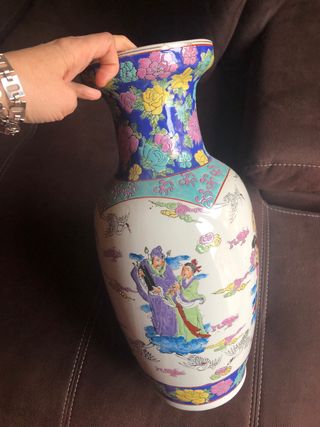 Jarrones porcelana flores azules y rosas