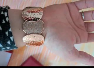 Bracciale rosso e arancione