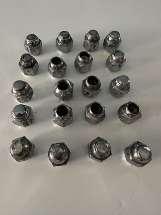 Tuercas rueda suzuki vitara