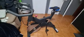 Bicicleta Estática Spinning Negra