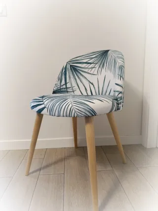 Poltroncina in tessuto bianco/fantasia tropicale