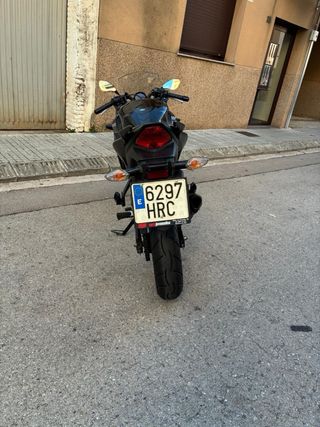 Honda CBR 125 R muy cuidada lista para usar.