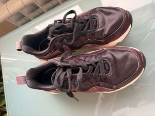 Zapatillas Nike Negras y Marrones