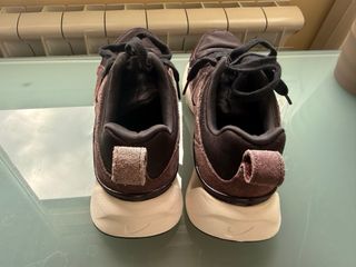 Zapatillas Nike Negras y Marrones