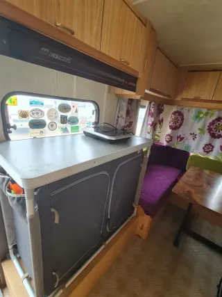 Caravana Moncayo Alhambra 430DD