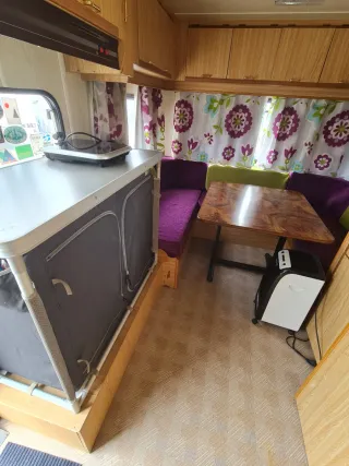 Caravana Moncayo Alhambra 430DD