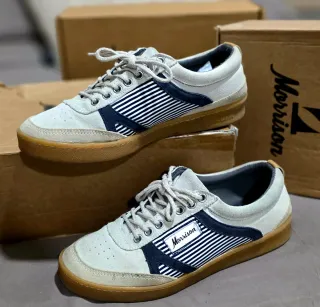 Zapatillas Morrison Beige y Azul. T39