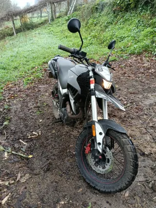 Moto trail 125