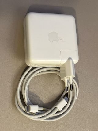 Cargador Apple MacBook 61W USB-C