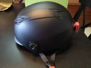 Patinete eléctrico con accesorios