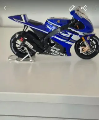 5 Maquetas Moto GP Escala 1/10