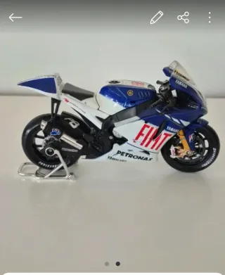 5 Maquetas Moto GP Escala 1/10