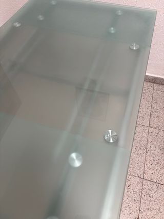 Mesa de comedor cristal y metal