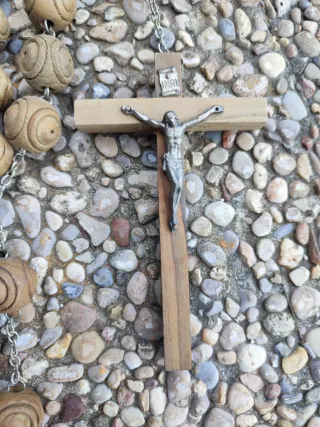 Rosario Gigante de Jerusalén