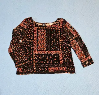 Conjunto Top Estampado y Abrigo Mostaza