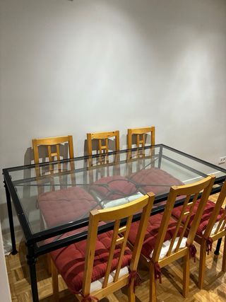 Mesa de cristal forja toledana y sillas de regalo