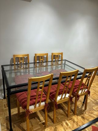 Mesa de cristal forja toledana y sillas de regalo