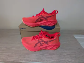 Zapatillas Asics Novablast 5 Hombre