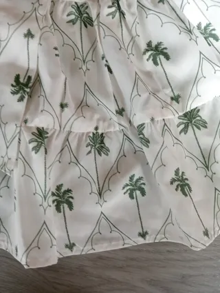 Vestido primaveral estampado palmeras