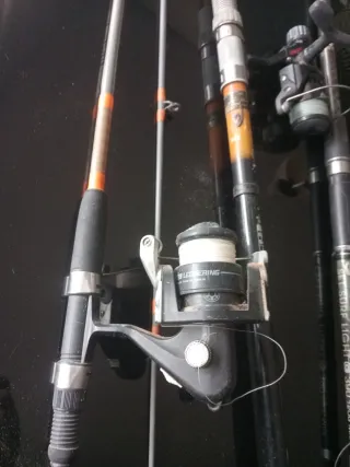 3 cañas de pesca