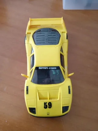 Ferrari F40 Scalextric Amarillo