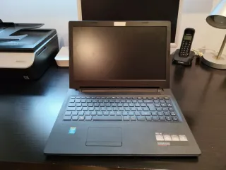 Portátil Lenovo Negro