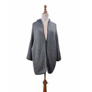Massimo Dutti/ Cárdigan poncho de punto gris S
