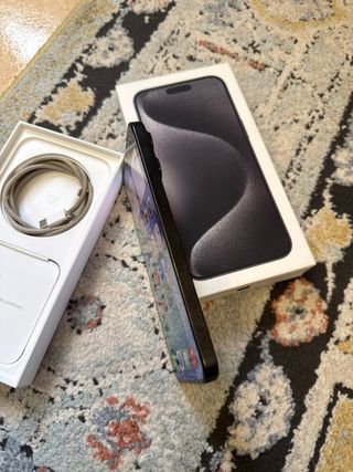 OPPORTUNITÀ iPhone 15 Pro Max 256GB