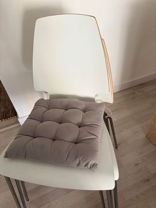 Juego 4 Sillas Vilmar Ikea Cojines Grises