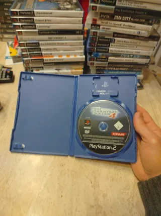 Pro Evolution Soccer 4 PS2