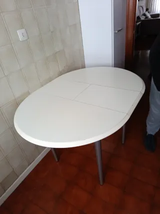 Mesa redonda cocina blanca extensible