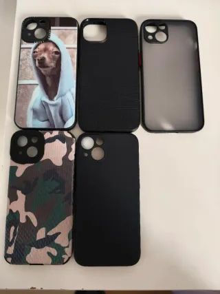 iPhone 13 128GB Azul + 5 Fundas y Cargador