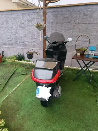 Piaggio x8 125