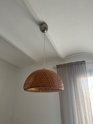 Lámpara de techo IKEA mimbre