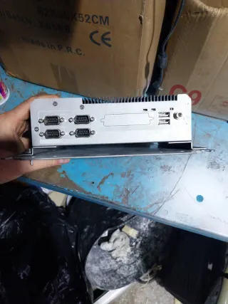 3 Amplificadores IEI TANK-600