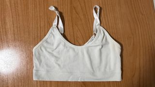 Top deportivo blanco