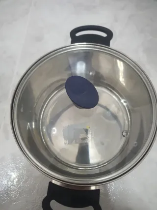 Olla de acero inoxidable con tapas