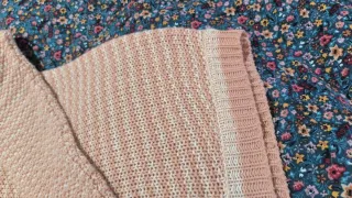 Jersey Oversize Lana Rosa y Blanco Talla S