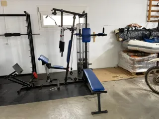 Máquina de gimnasio multifunción